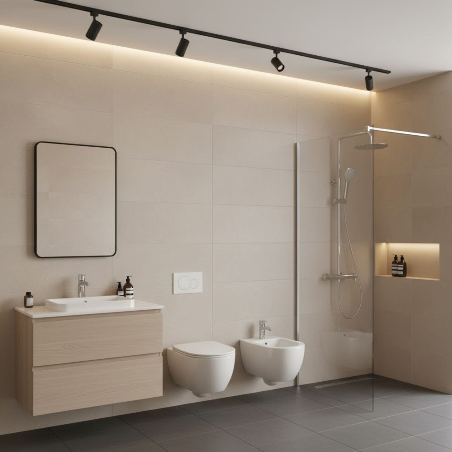 Ambiente de casa de banho moderna com a coluna de duche cromada, torneira de lavatório e de bidé do conjunto Roca instalada numa casa de banho bege.