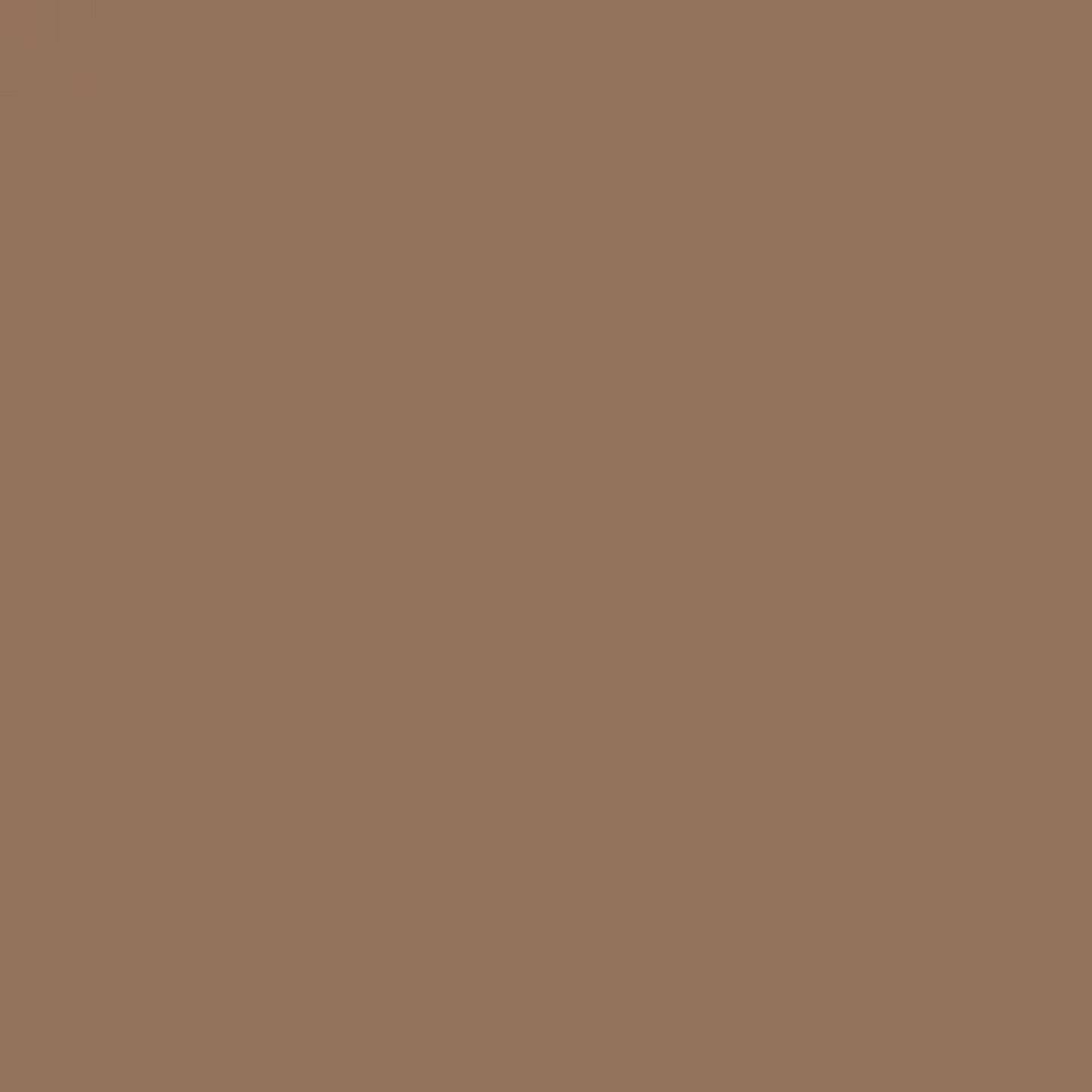 Amostra quadrada da tonalidade castanho para betume de juntas Webercolor Premium+.