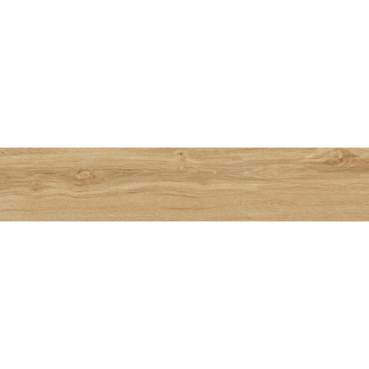 Detalhe da superfície do pavimento cerâmico NATIVE Dark Beige da Love Tiles, que imita a textura e os veios da madeira.