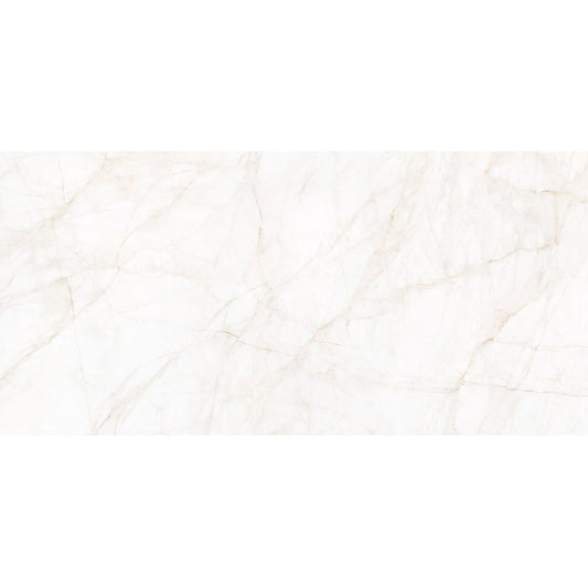 Textura detalhada do cerâmico Marble Dolomita Blanco Polido, mostrando os veios subtis em tons de bege e dourado.