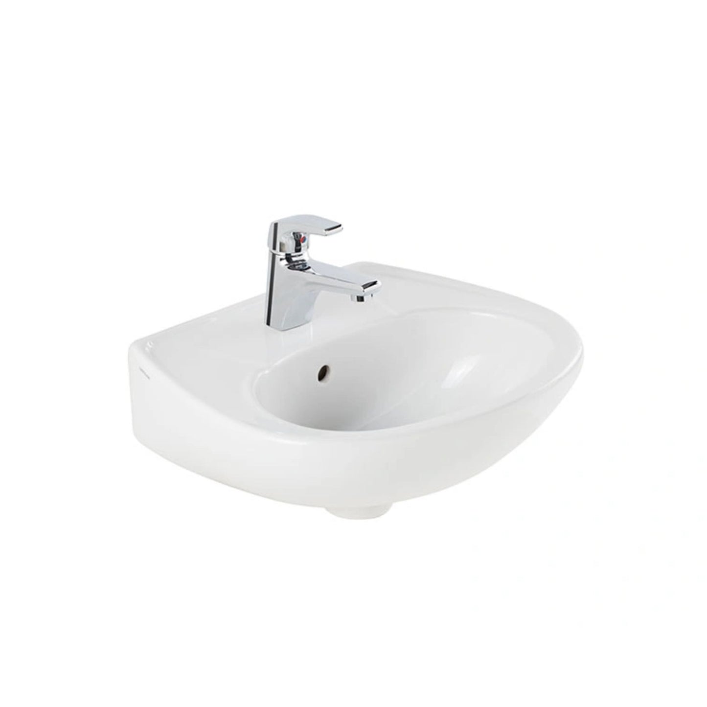 Lavatório Sanindusa Mondego branco com torneira cromada instalada.