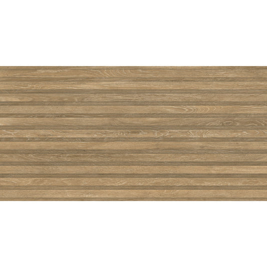 Detalhe de perto do pavimento cerâmico Viggo Fresno, mostrando o padrão e os veios que imitam a madeira de freixo.