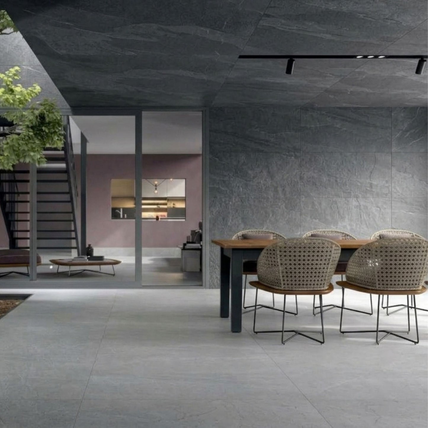 Detalhe da peça de pavimento cerâmico 60x120cm Lavagna Pietra Di Grigio rectificado da Pamesa   