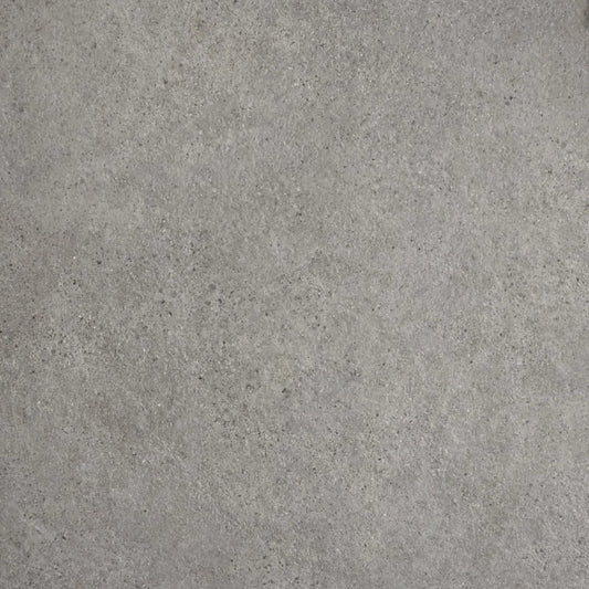 Pavimento cerâmico cinza UNDERGROUND Silver com acabamento de efeito cimento natural.