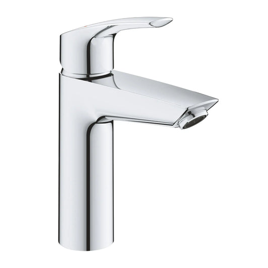 alt='Torneira de lavatório monocomando GROHE Eurosmart cromada, vista de frente em fundo branco.'